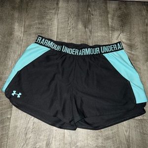 Under armor women athletic shorts